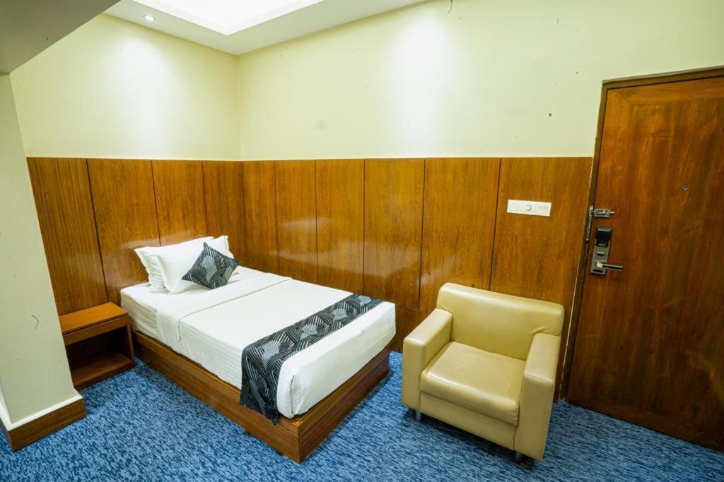 Richmond Hotel & Suites Дакка Екстер'єр фото