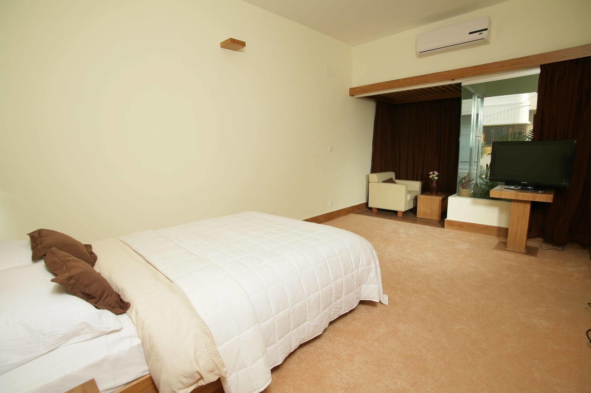 Richmond Hotel & Suites Дакка Екстер'єр фото