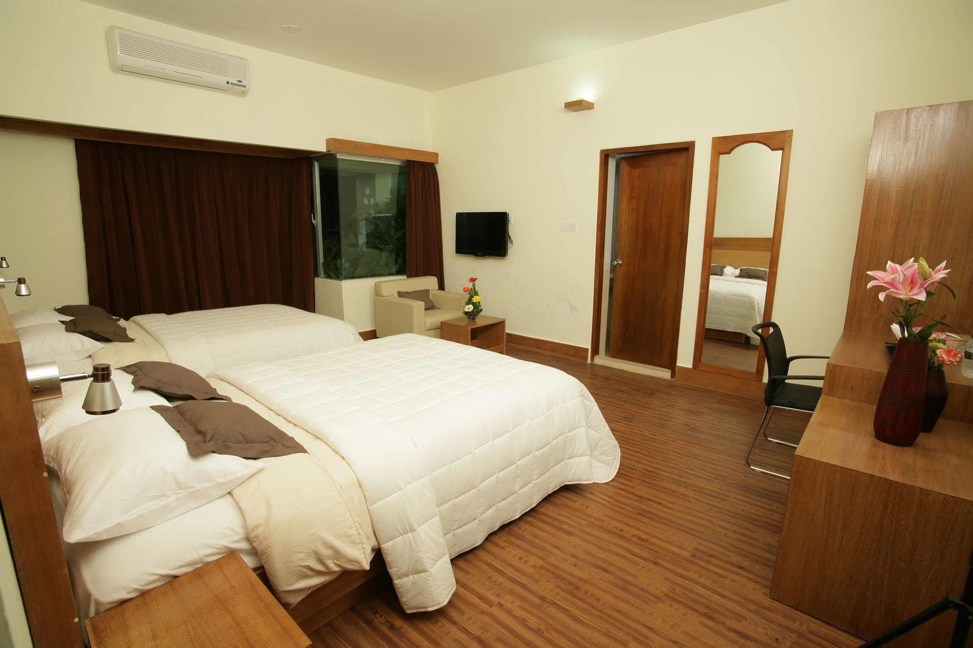 Richmond Hotel & Suites Дакка Екстер'єр фото